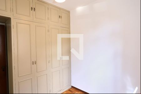 Quarto 2 de apartamento para alugar com 2 quartos, 60m² em São Pedro, Belo Horizonte