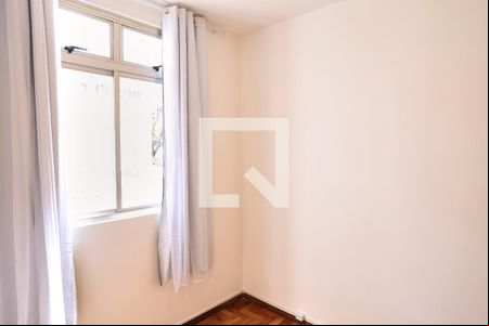 Quarto 2 de apartamento para alugar com 2 quartos, 60m² em São Pedro, Belo Horizonte