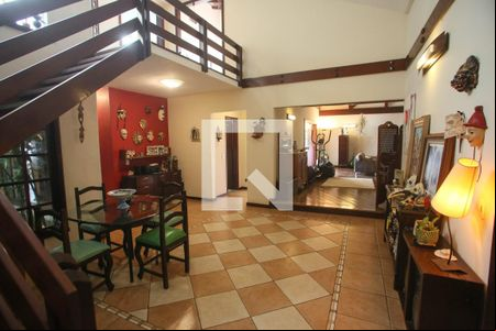 Sala 2 de casa para alugar com 4 quartos, 360m² em Freguesia (jacarepaguá), Rio de Janeiro