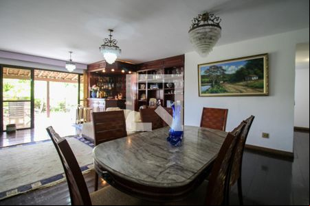 Sala de apartamento à venda com 3 quartos, 190m² em Barra da Tijuca, Rio de Janeiro