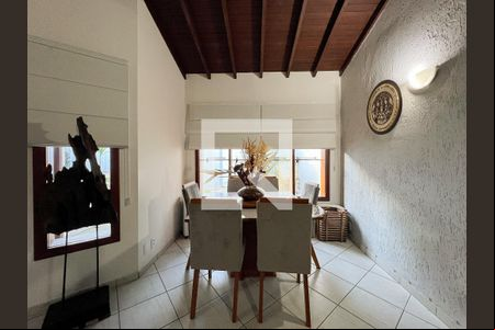Sala de casa para alugar com 3 quartos, 270m² em Jardim Novo Horizonte, Valinhos