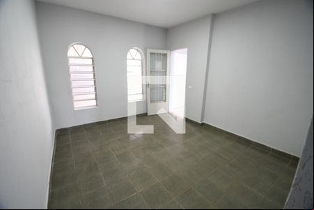 Sala de casa para alugar com 2 quartos, 172m² em Parque São Quirino, Campinas