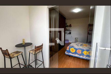 Casa à venda com 3 quartos, 152m² em Santa Efigênia, Belo Horizonte