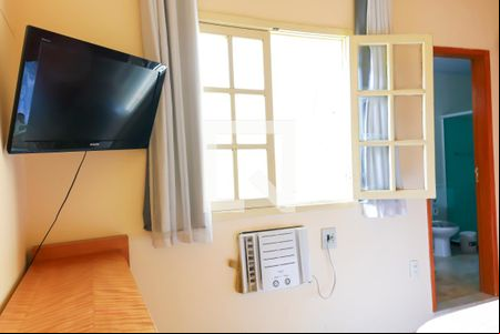 Quarto Suite de apartamento para alugar com 3 quartos, 110m² em Todos Os Santos, Rio de Janeiro