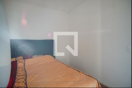 Quarto 1 de apartamento para alugar com 2 quartos, 43m² em Rubem Berta, Porto Alegre