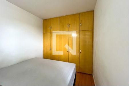 Quarto 1 de apartamento para alugar com 2 quartos, 50m² em Parque Sao Luis, São Paulo
