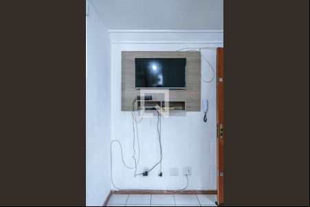 Sala de apartamento à venda com 2 quartos, 42m² em Parque Santa Fé, Porto Alegre