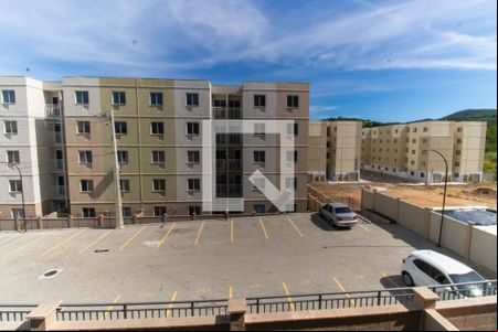 Vista do Quarto 1 de apartamento para alugar com 2 quartos, 52m² em Tribobó, São Gonçalo