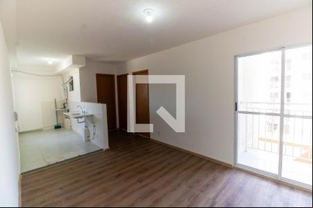 Sala de apartamento para alugar com 2 quartos, 52m² em Tribobó, São Gonçalo
