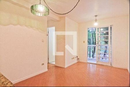 Sala de apartamento para alugar com 2 quartos, 57m² em Vila Jaraguá, São Paulo