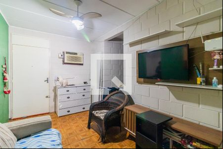 Sala de apartamento à venda com 2 quartos, 52m² em Vila Nova, Porto Alegre