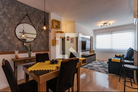 Sala de apartamento para alugar com 2 quartos, 60m² em São Sebastião, Porto Alegre