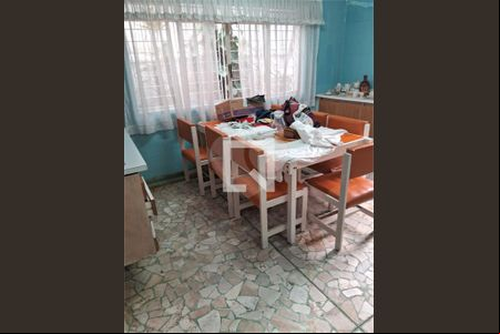 Casa à venda com 3 quartos, 187m² em Canindé, São Paulo