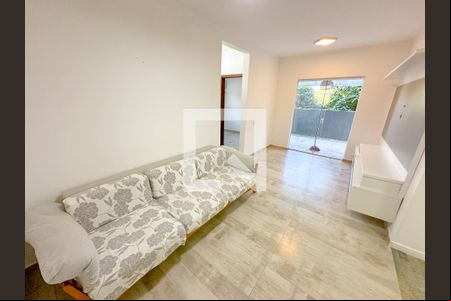 Sala de TV de apartamento para alugar com 3 quartos, 95m² em Ingleses Norte, Florianópolis