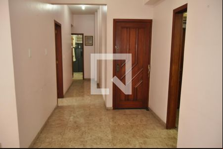 Corredor de apartamento para alugar com 3 quartos, 86m² em Méier, Rio de Janeiro
