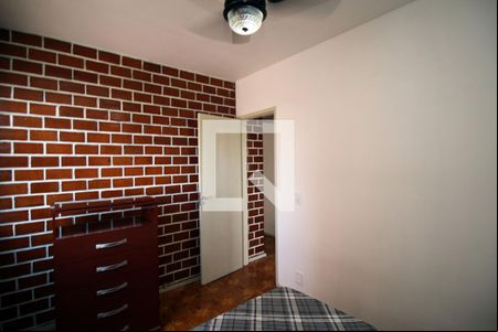 Quarto 1 de apartamento para alugar com 2 quartos, 48m² em Penha, Rio de Janeiro