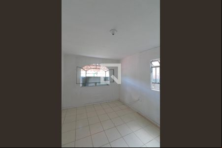 Quarto 1 de casa para alugar com 2 quartos, 60m² em São João Batista, Belo Horizonte