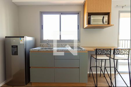 Studio - cozinha  de kitnet/studio para alugar com 1 quarto, 25m² em Vila Cordeiro, São Paulo