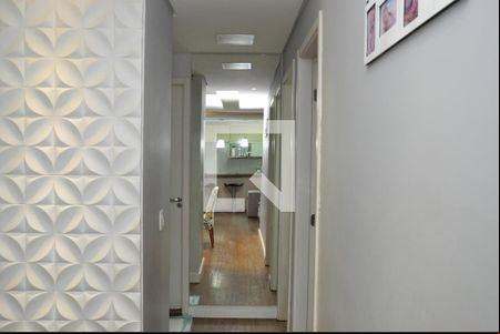 Corredor de apartamento para alugar com 3 quartos, 87m² em Santa Terezinha, Paulínia