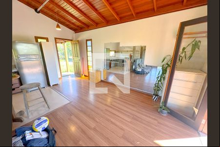 Sala/Quarto de casa para alugar com 1 quarto, 50m² em São João do Rio Vermelho, Florianópolis
