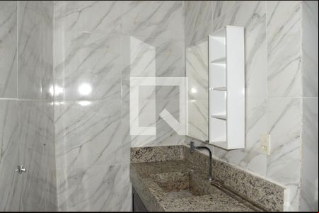 Banheiro da Suíte 1 de casa à venda com 2 quartos, 350m² em Nova Vista, Belo Horizonte