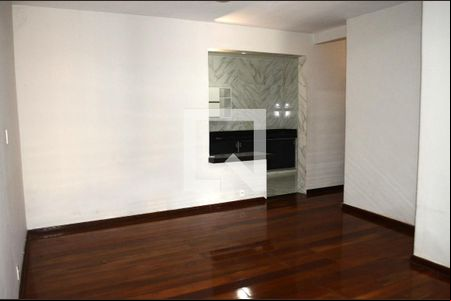 sala de casa à venda com 2 quartos, 350m² em Nova Vista, Belo Horizonte