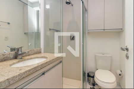 Banheiro de kitnet/studio para alugar com 1 quarto, 23m² em Centro Histórico de São Paulo, São Paulo