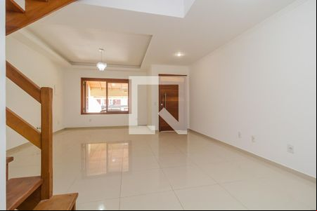 Sala de casa à venda com 3 quartos, 250m² em Tristeza, Porto Alegre