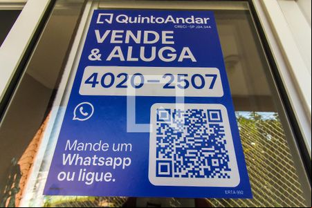 ERTA - 992 de apartamento para alugar com 2 quartos, 46m² em Vila Carmosina, São Paulo