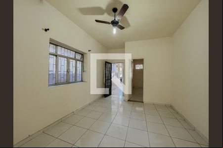 Sala de casa para alugar com 2 quartos, 84m² em Brás de Pina, Rio de Janeiro