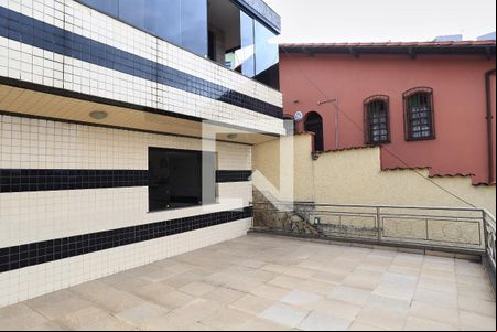 Sacada da Sala de casa para alugar com 5 quartos, 450m² em Santa Cruz, Belo Horizonte