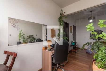 Sala de apartamento à venda com 3 quartos, 71m² em Manacás, Belo Horizonte