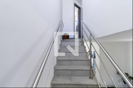 Escada de casa de condomínio à venda com 2 quartos, 85m² em Santa Amelia, Belo Horizonte