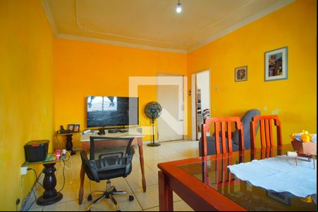 Sala de casa à venda com 3 quartos, 300m² em Humaitá, Porto Alegre