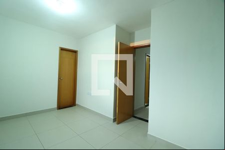 Suíte de apartamento para alugar com 2 quartos, 58m² em Santa Mônica, Uberlândia
