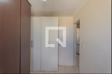 Quarto 1 de apartamento para alugar com 3 quartos, 66m² em Vila Satúrnia, Campinas