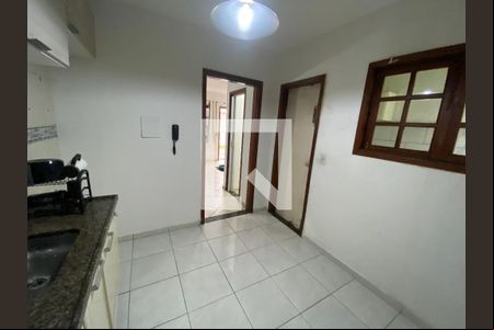 Cozinha de casa para alugar com 2 quartos, 60m² em Taquara, Rio de Janeiro