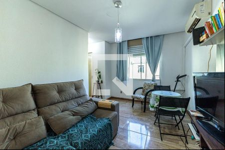 Sala de apartamento para alugar com 2 quartos, 53m² em Morro Santana, Porto Alegre
