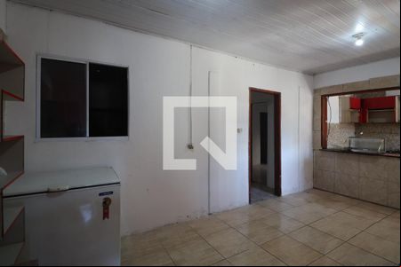 Sala de casa à venda com 3 quartos, 200m² em Guajuviras, Canoas