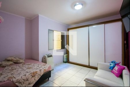 Quarto 1 de casa à venda com 3 quartos, 160m² em Parque Gerassi, Santo André