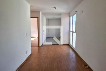 Sala de apartamento para alugar com 2 quartos, 48m² em Vila Lage, São Gonçalo