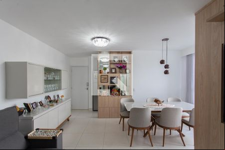 Sala de apartamento à venda com 3 quartos, 67m² em São Luiz, Belo Horizonte