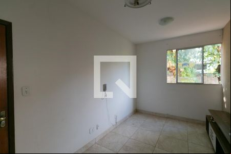 Sala de apartamento à venda com 2 quartos, 41m² em Vila Paquetá, Belo Horizonte