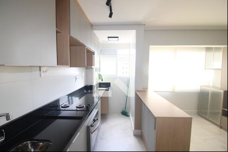 Sala / Cozinha de apartamento para alugar com 2 quartos, 39m² em Parada Inglesa, São Paulo
