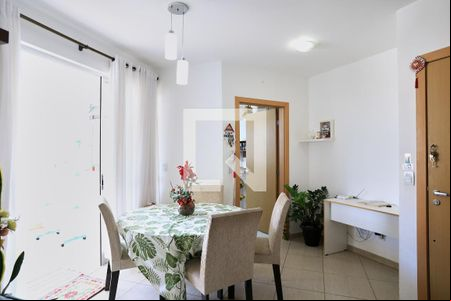 Sala de apartamento à venda com 3 quartos, 79m² em Fernão Dias, Belo Horizonte