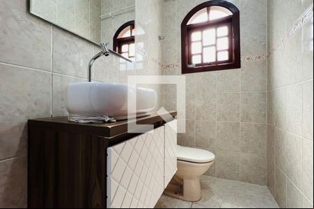 Lavabo 1 de casa para alugar com 3 quartos, 250m² em Jardim Terezopolis, Guarulhos