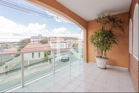 sacada sala de casa para alugar com 3 quartos, 146m² em Jardim Guapituba, Mauá
