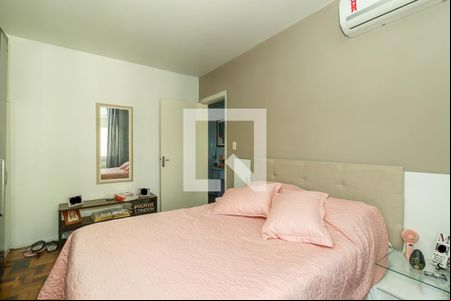 Quarto de apartamento à venda com 2 quartos, 59m² em São Sebastião, Porto Alegre