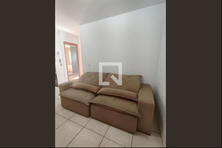 Sala de apartamento para alugar com 2 quartos, 43m² em Chacaras Reunidas Santa Terezinha, Contagem