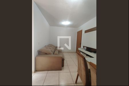 Sala de apartamento para alugar com 2 quartos, 43m² em Chacaras Reunidas Santa Terezinha, Contagem